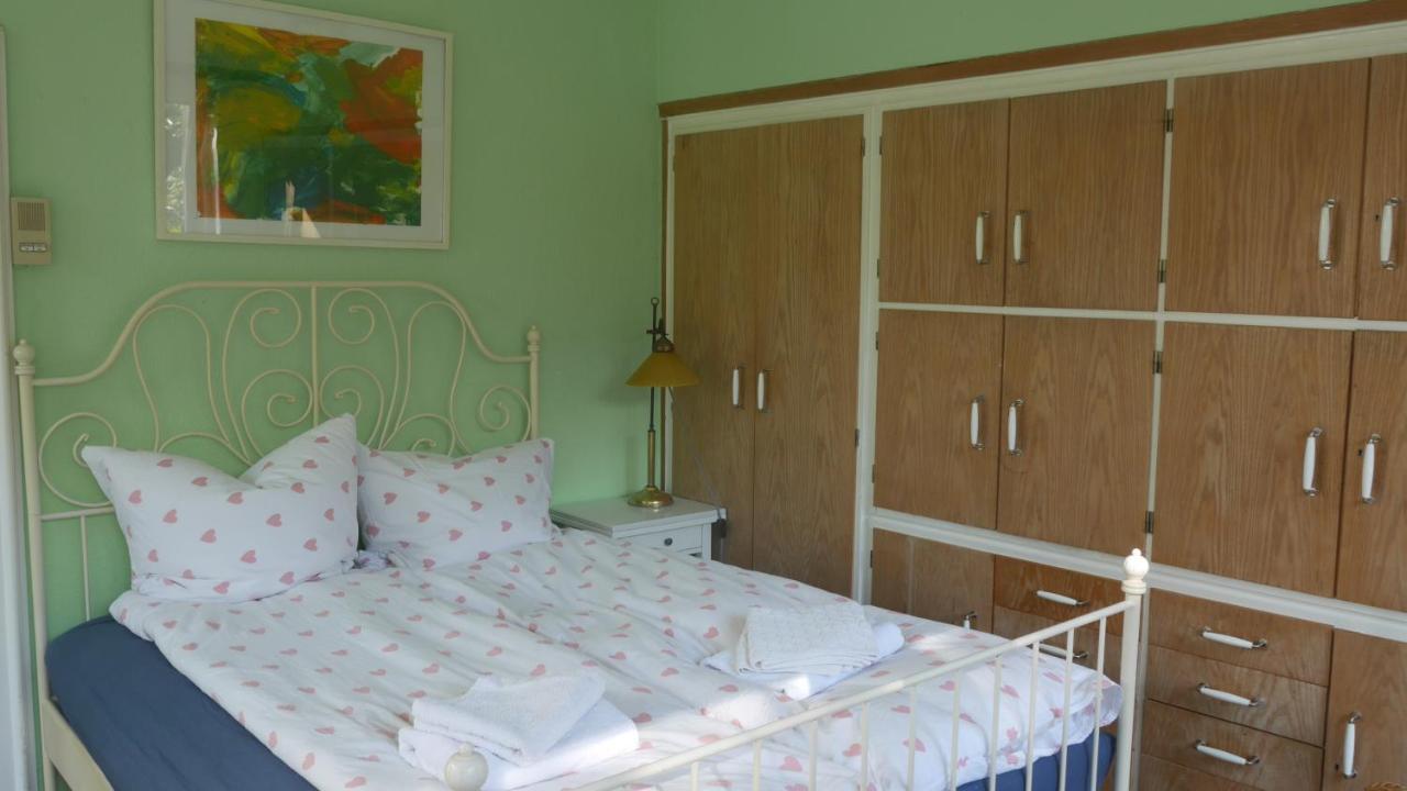 Ferienwohnung Glueck In Benrath Düsseldorf Exterior foto