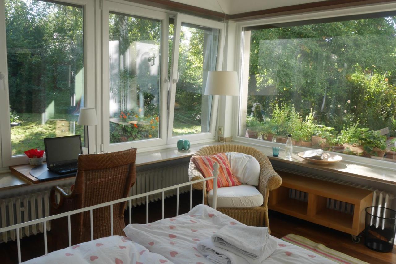 Ferienwohnung Glueck In Benrath Düsseldorf Exterior foto